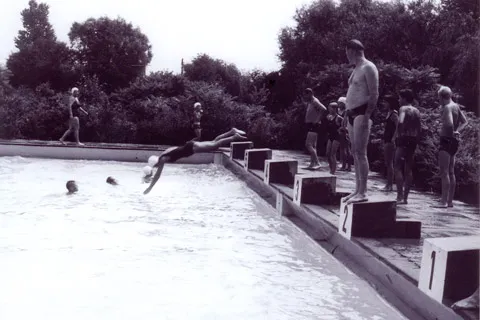 Das Sportbad Britz 1964